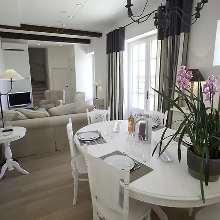 La Vernede Ferienhaus